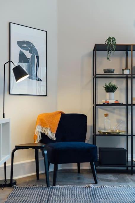 Stylish Stirling Apartment - Free Parking Exteriör bild