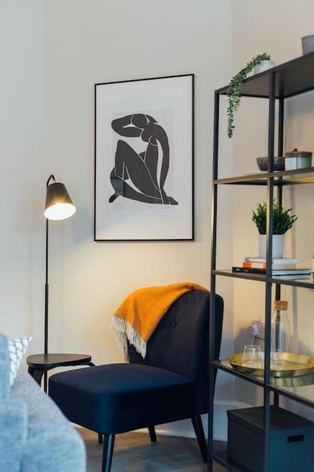 Stylish Stirling Apartment - Free Parking Exteriör bild